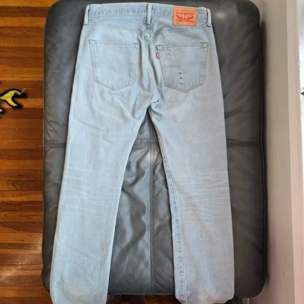 Levi's 501 Straight Leg Button Fly Jeans - Men's 31x34 - Picture 4 of 8